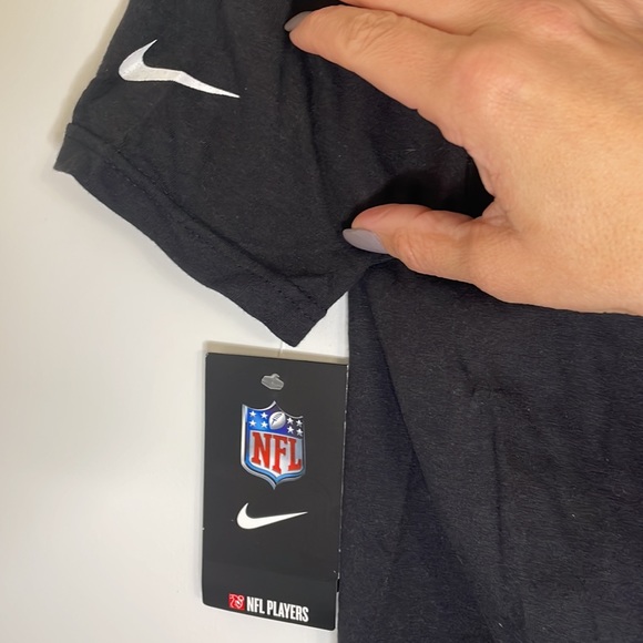 Nike Falcons Julio Jones 11 T-shirt New With Tags. Child Size Small - Picture 4 of 5